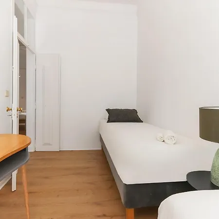 Appartamento Downtown Design By Homing