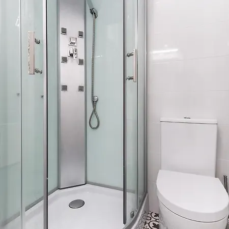 Downtown Design By Homing Apartment *